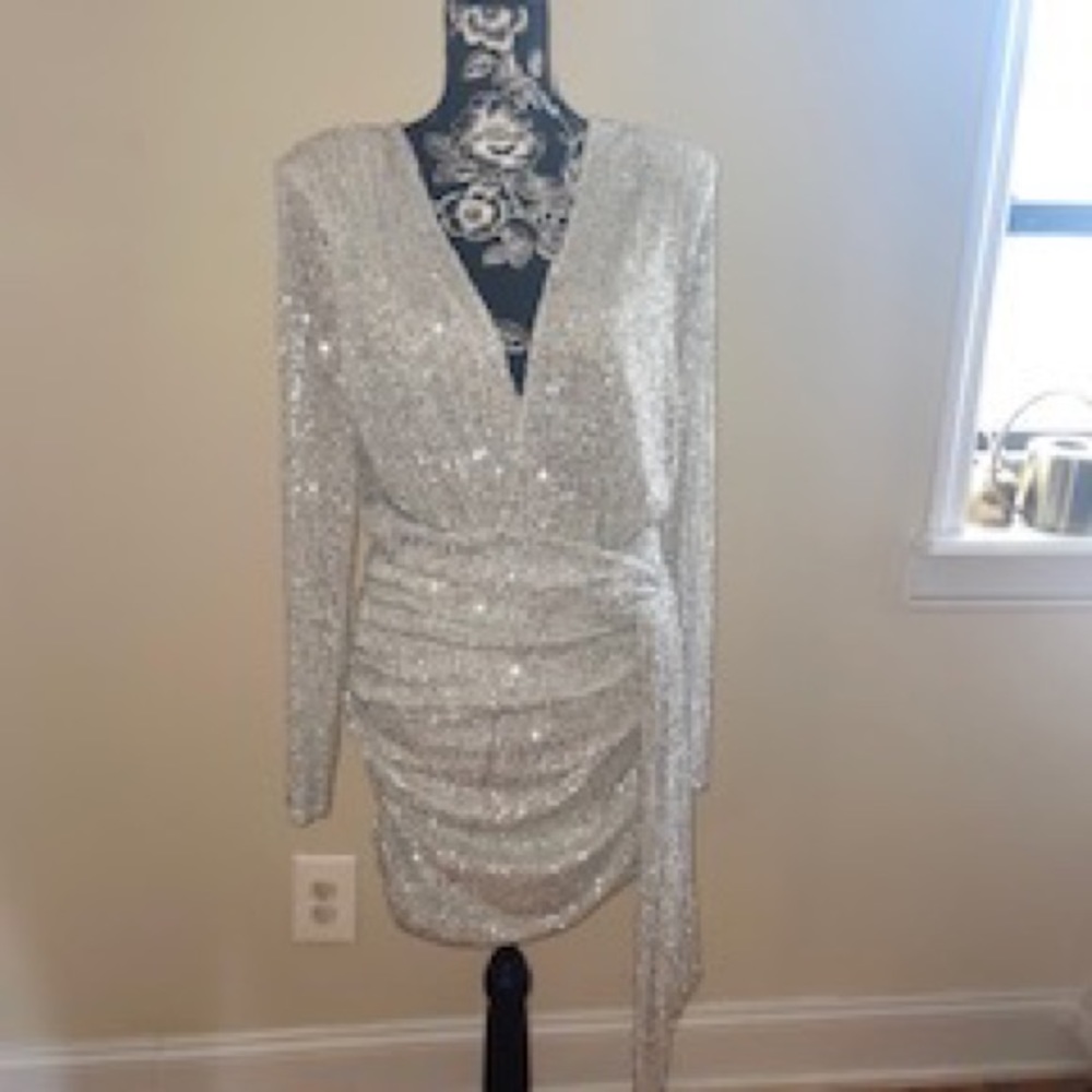 Silver sequins v neck dress